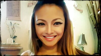 رائع امرأة سمراء يستمني بينما وحده سكس عربي ساخن جنس افلام